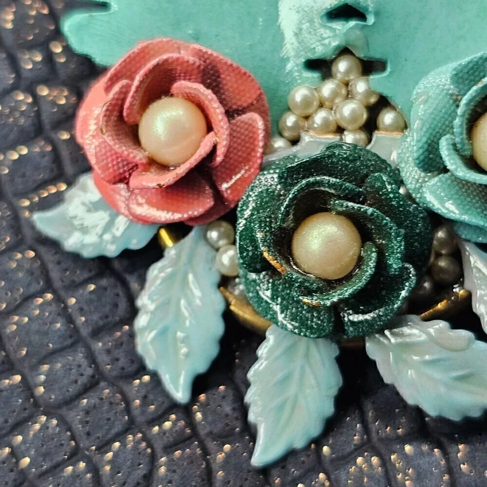 Vintage Lichen Floral Brooch With Flowers, Faux Pearls, & Enamel Leaves / Lichen